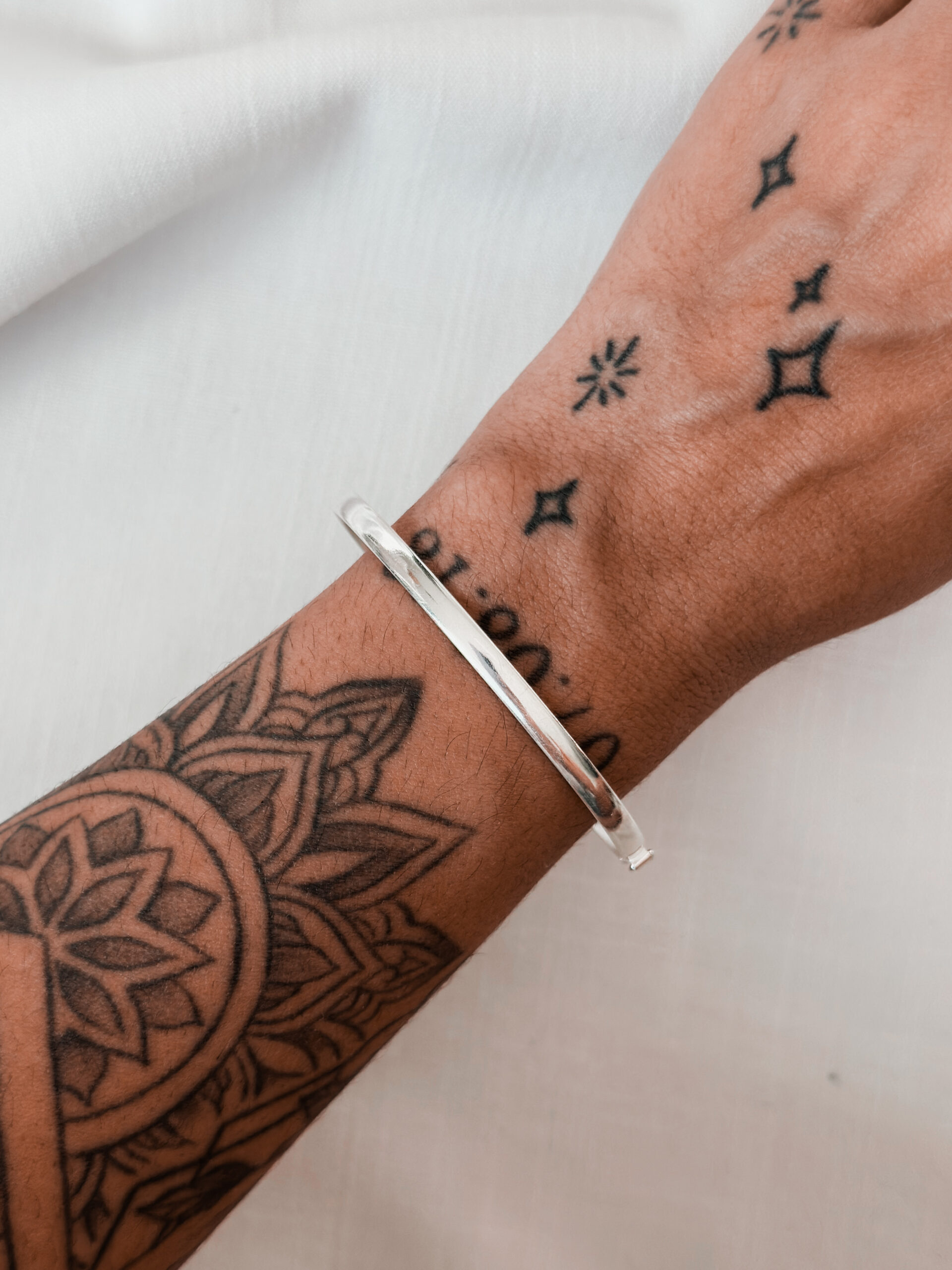 Bracelete Fio Oval Liso