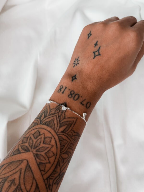 Pulseira Corações Cravejados - Imagem 2
