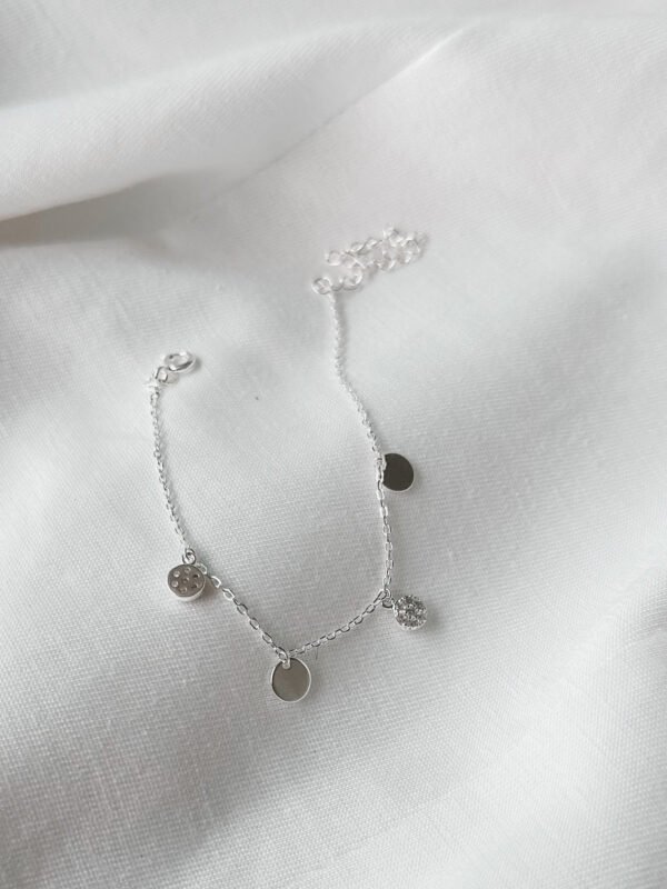 Pulseira Medalhas Brilhos - Imagem 2