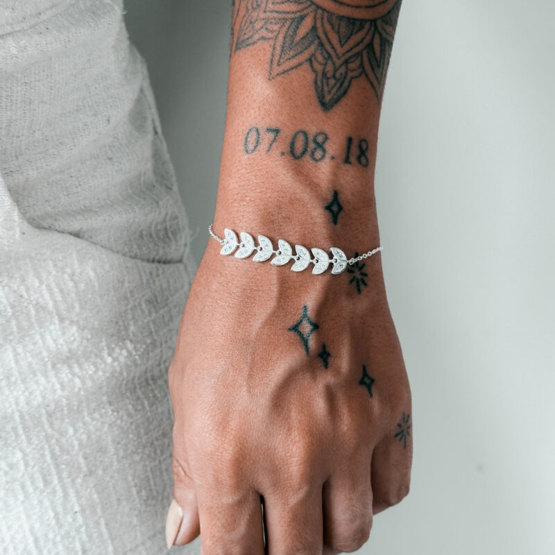 Pulseira Flor de Lotus Cravejada