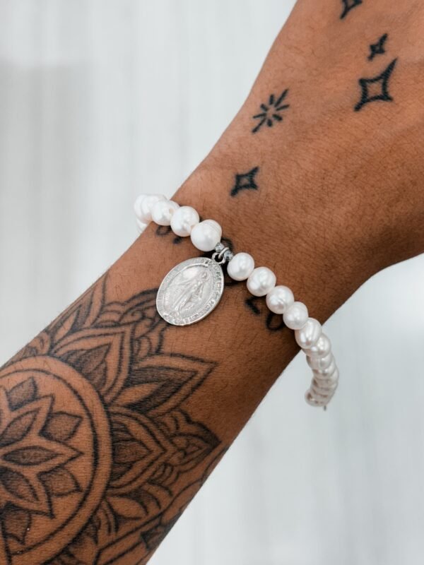 Pulseira Pérola de Água Doce Nossa Senhora