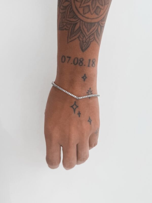 Bracelete Insp. V Cravejado