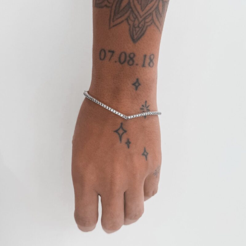 Bracelete Insp. V Cravejado