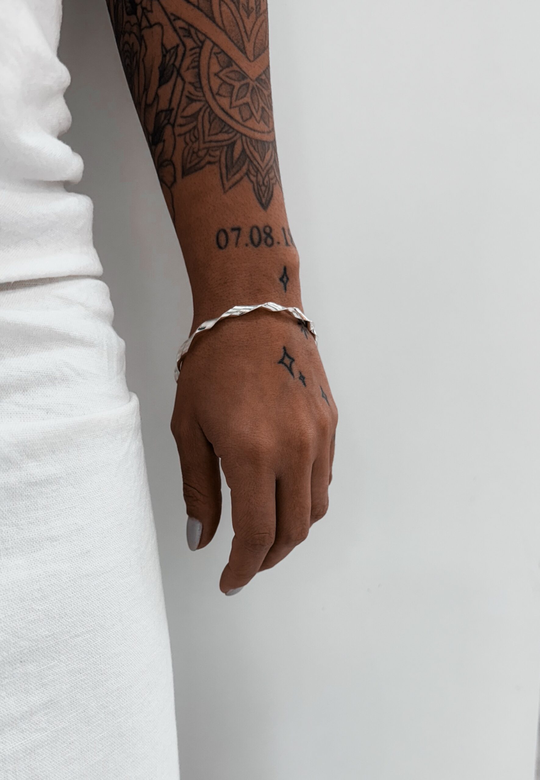 Bracelete Torcido Sem fecho - Imagem 2