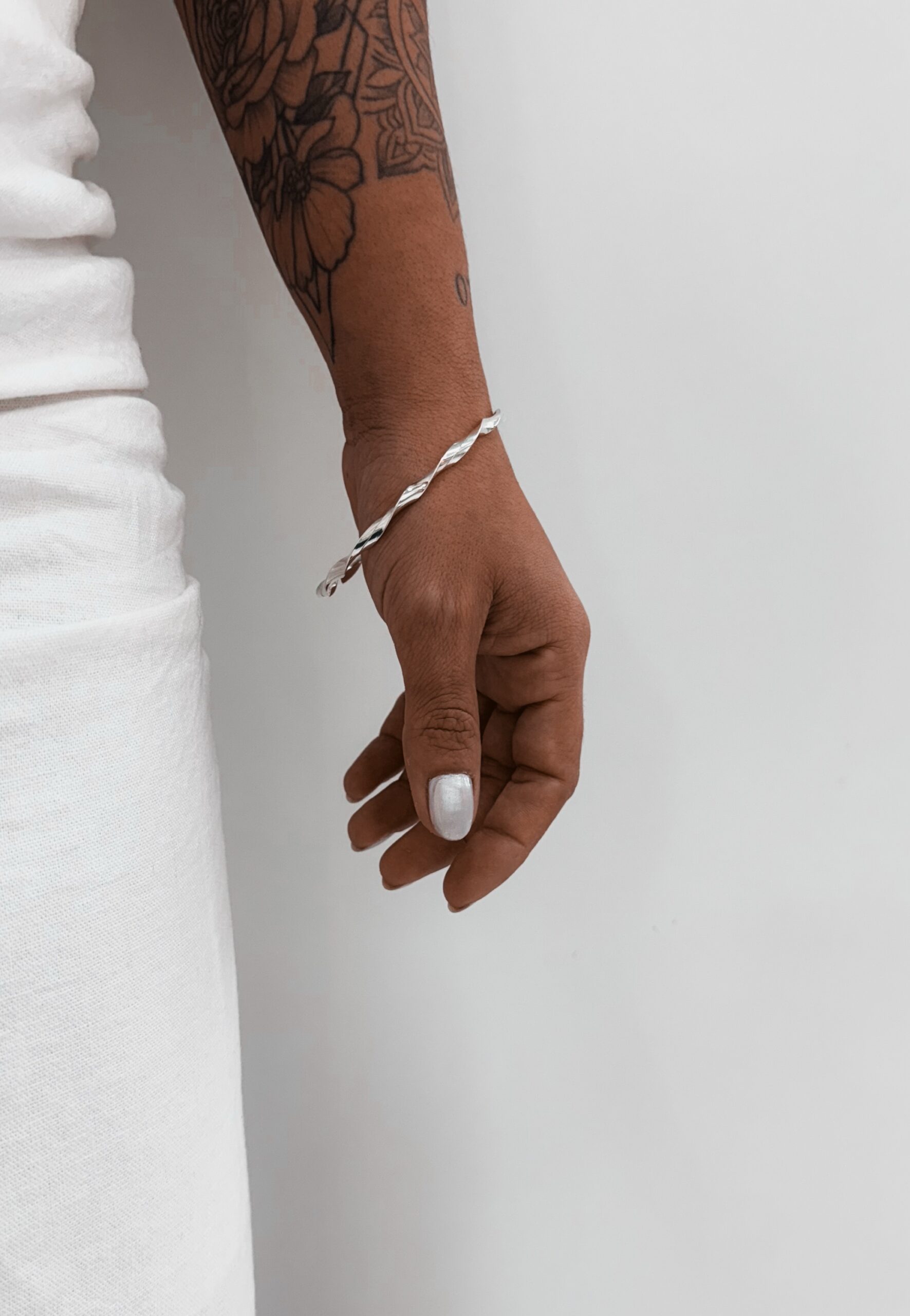 Bracelete Torcido Sem fecho - Imagem 4