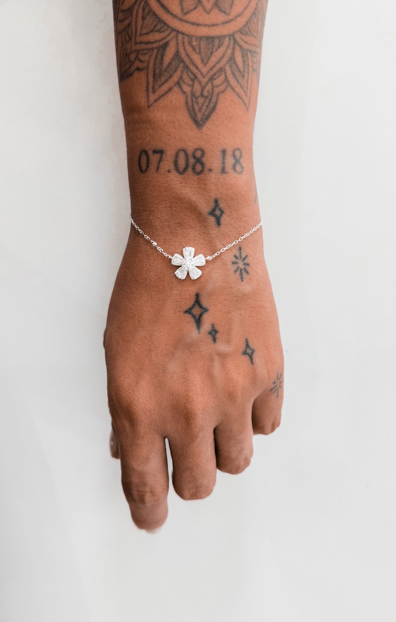 Pulseira Flor Cravejada - Imagem 2