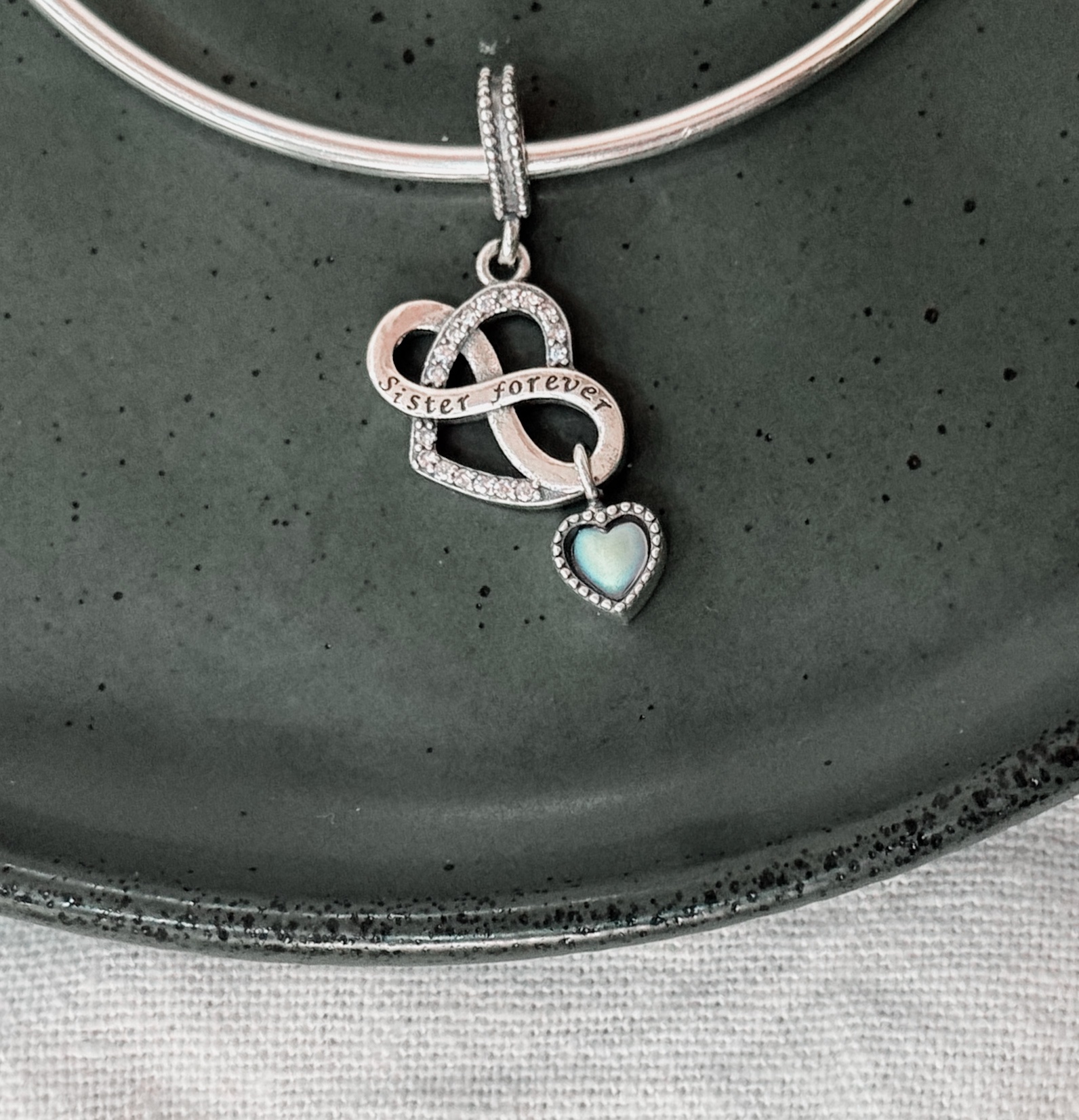 Berloque Coração Infinito Irmãs - Imagem 2