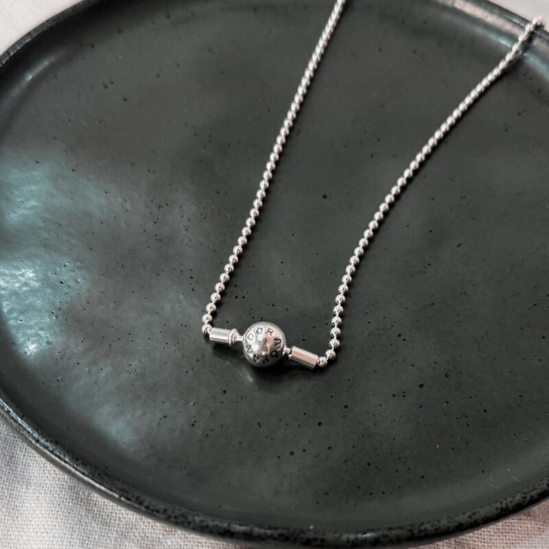 Colar Mini Bolinhas Inspiração