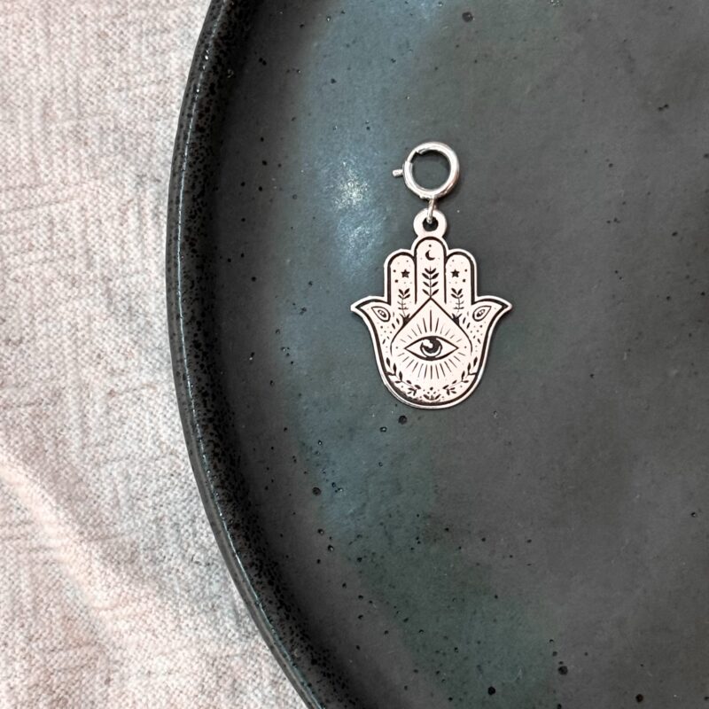 Pin Hamsa