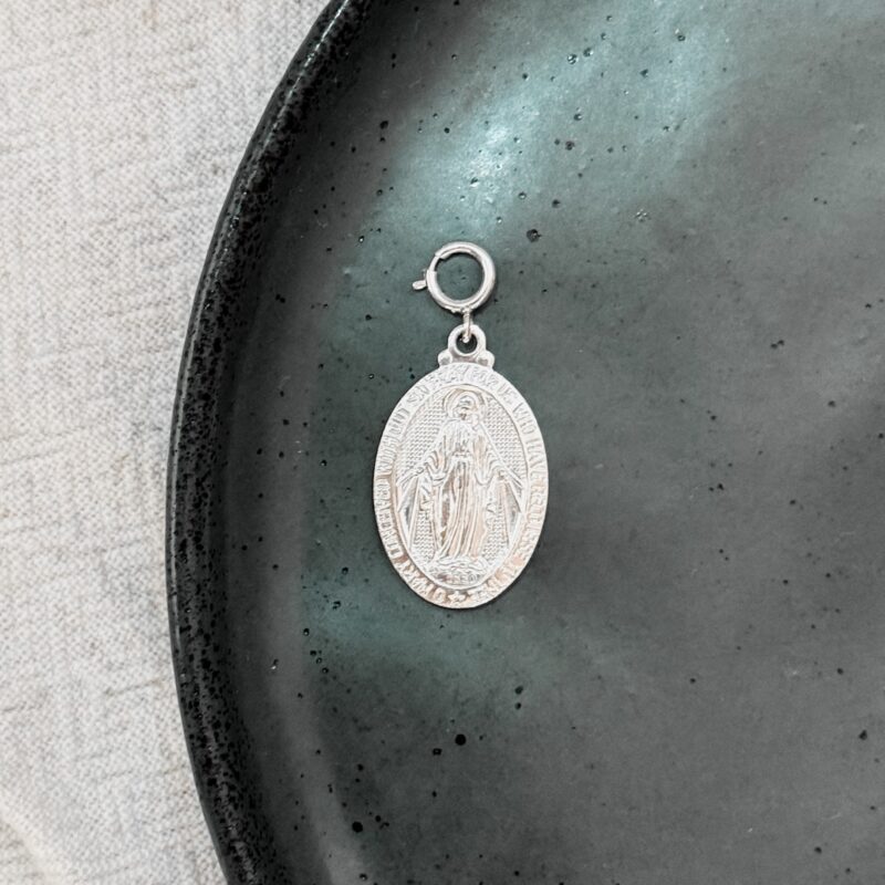 Pin Medalha Nossa Senhora da Graça