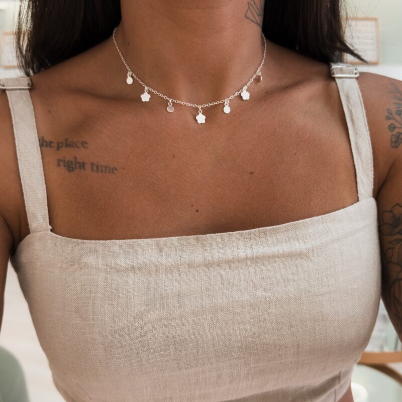 Chocker Flor Medalhas