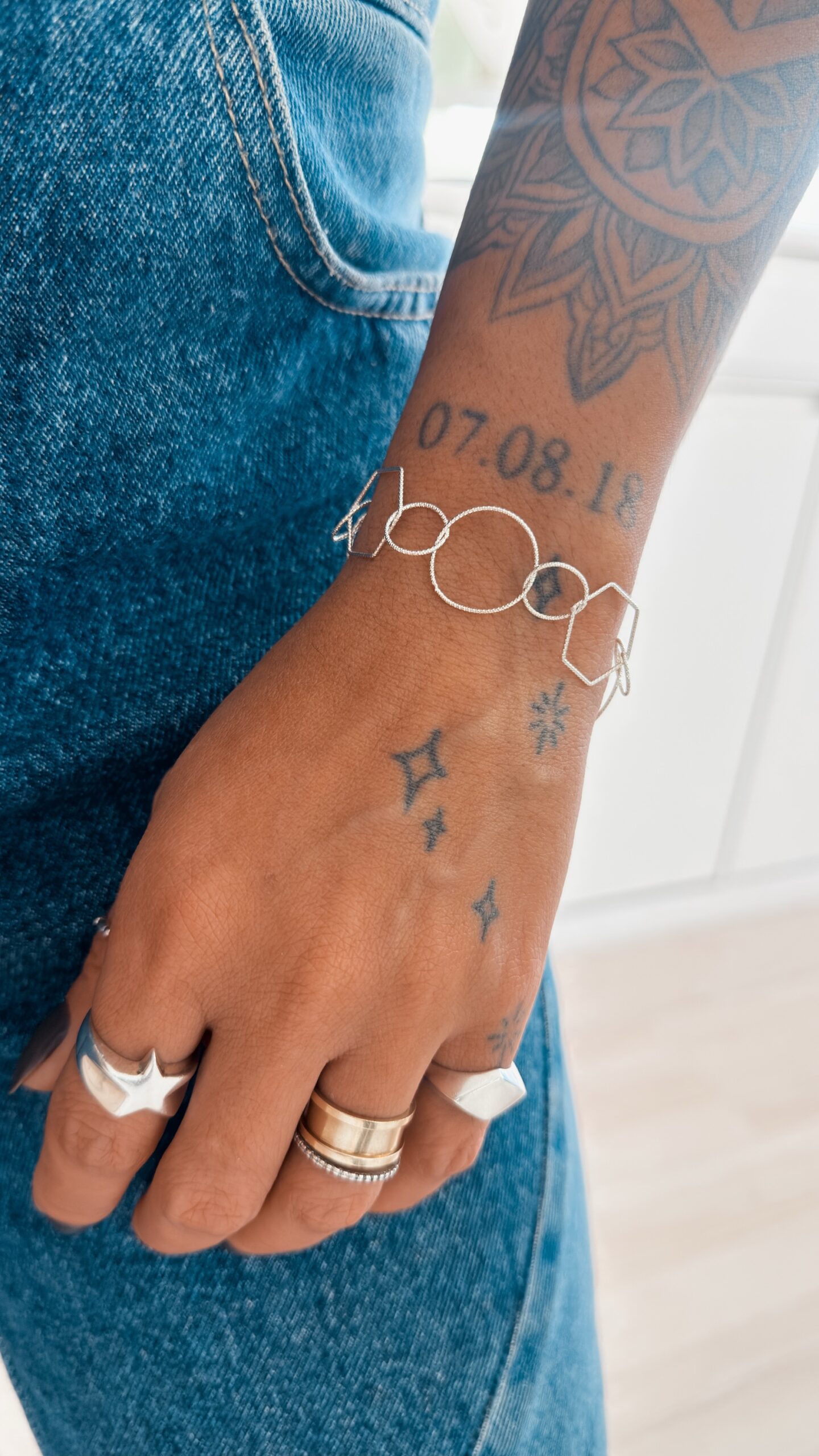 Pulseira Elos Geométricos Diamantados - Imagem 3