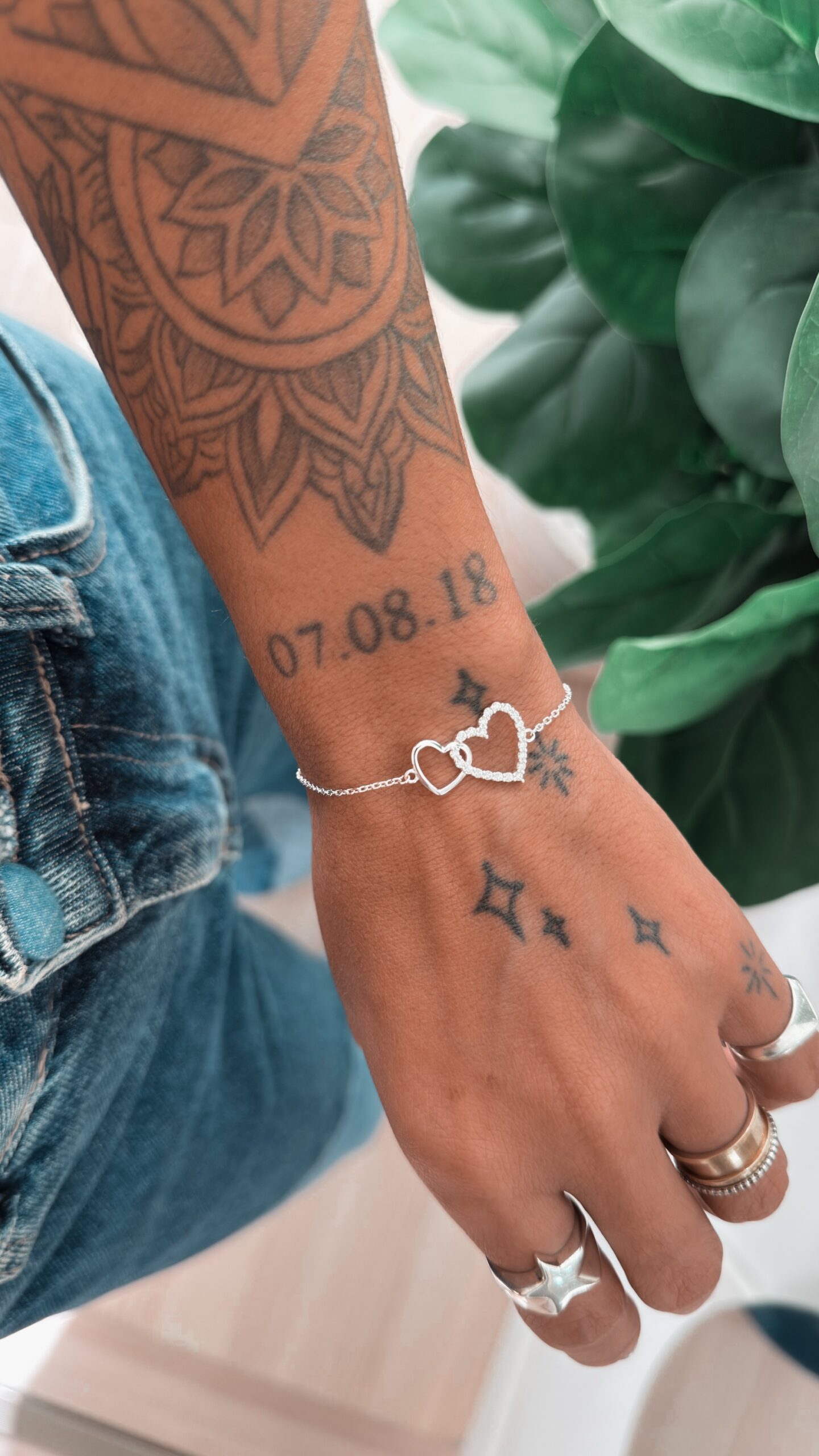 Pulseira Corações Cravejado e liso